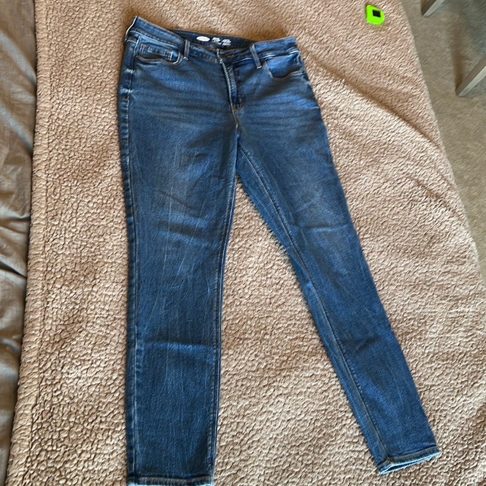 Old navy Rockstar super skinny high rise size 12